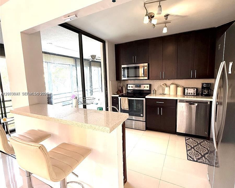 1st image of 671 NE 195th St APT 227-E