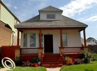 11662 Nagel St, Hamtramck, MI 48212