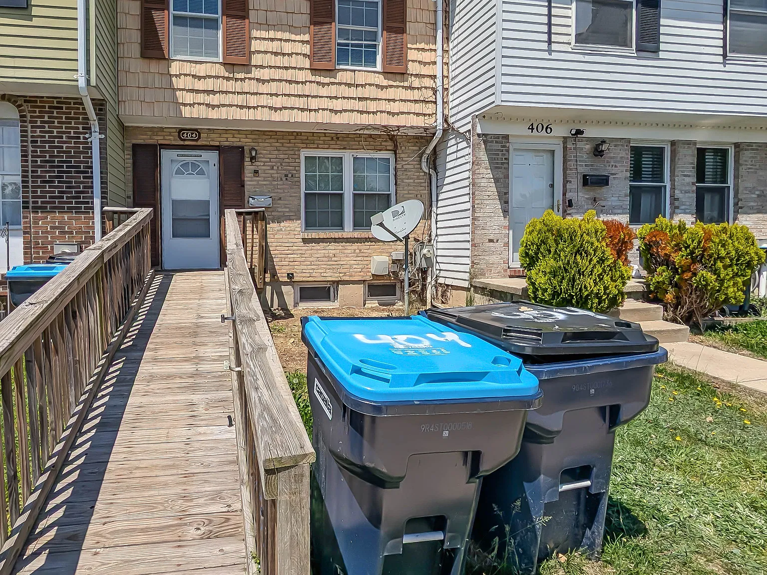 3 bed, 1008 sqft, $1,850 — Photo 2