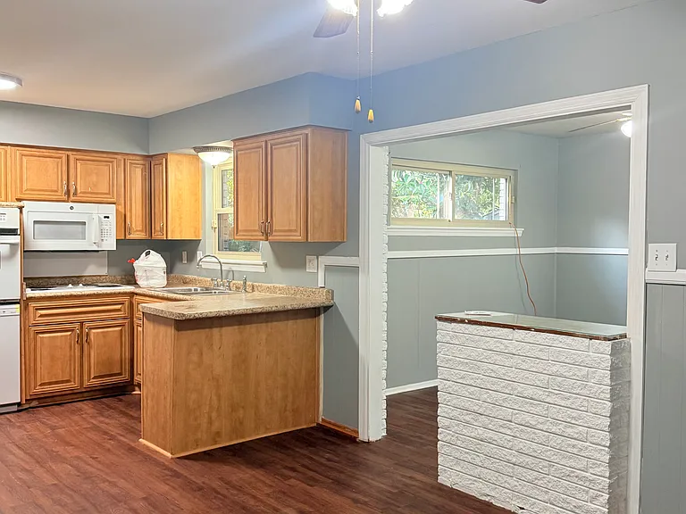 3 Monica Blvd — Photo 10