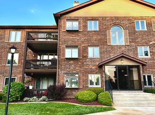 17200 Ridgeland Ave APT 1W, Tinley Park, IL 60477