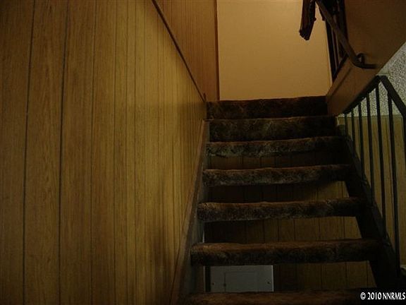 5th image of 641 Oakwood Dr