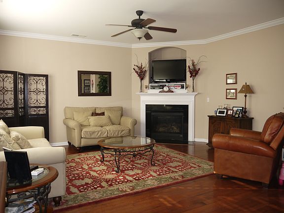 5th image of 224 Nelliefield Creek Dr