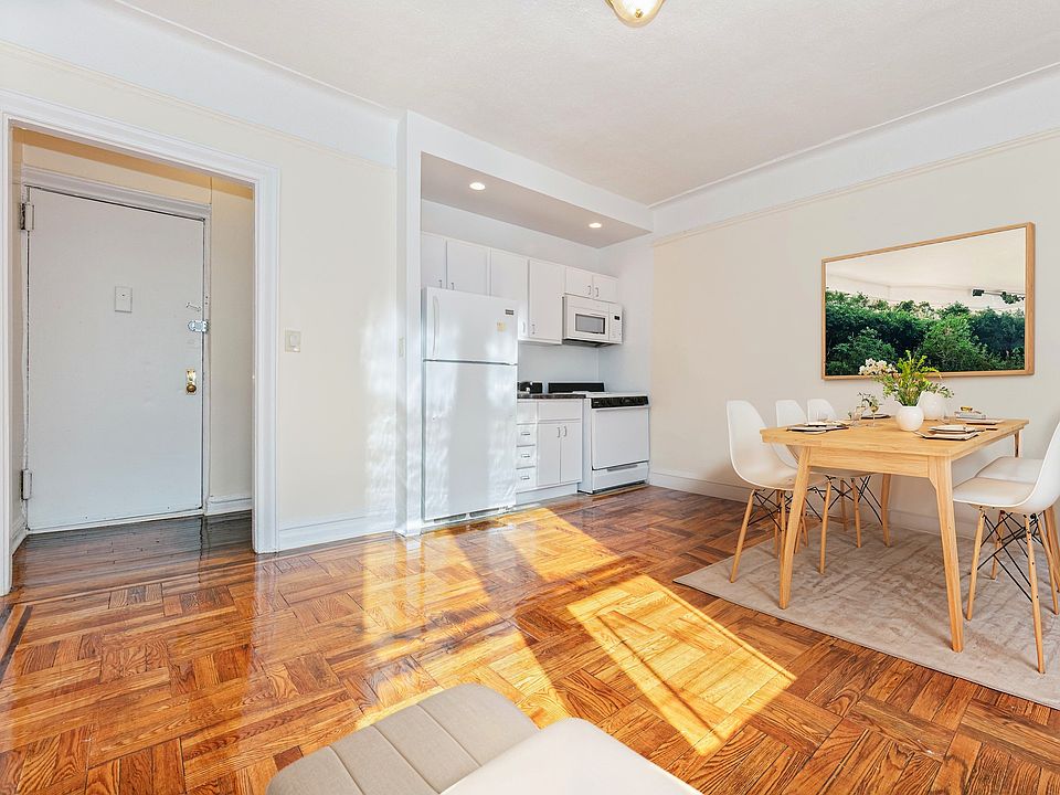 2nd image of 204 Sherman Ave APT 6F