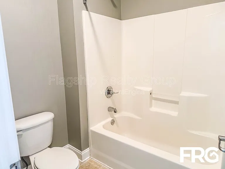 1935 Tara Ct #204 — Photo 38