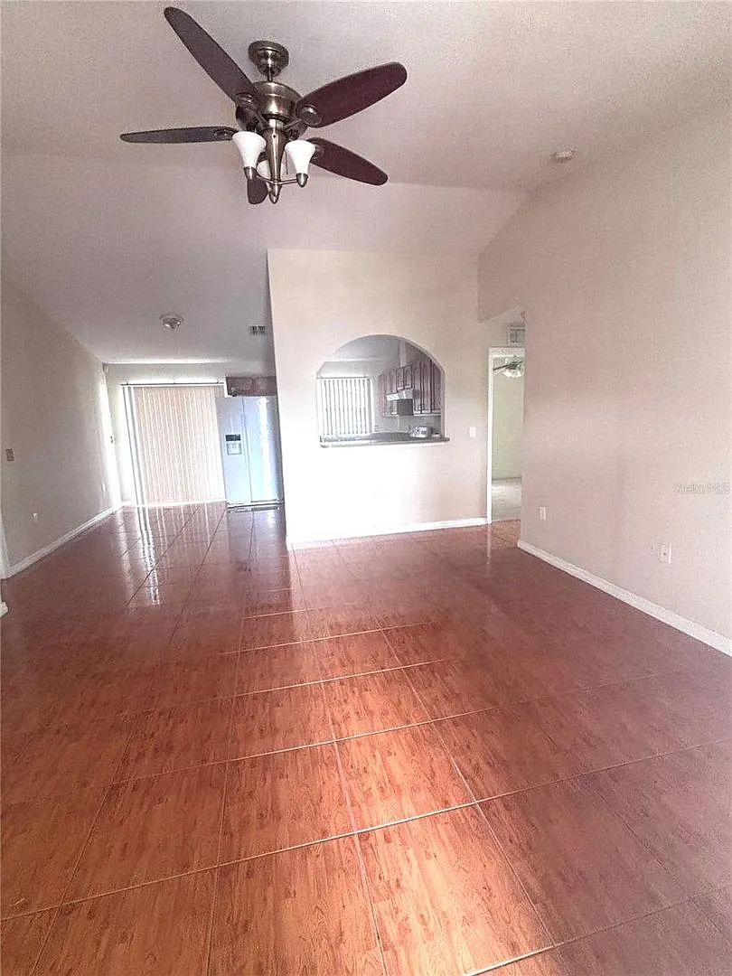 Poinciana Home — Photo 4