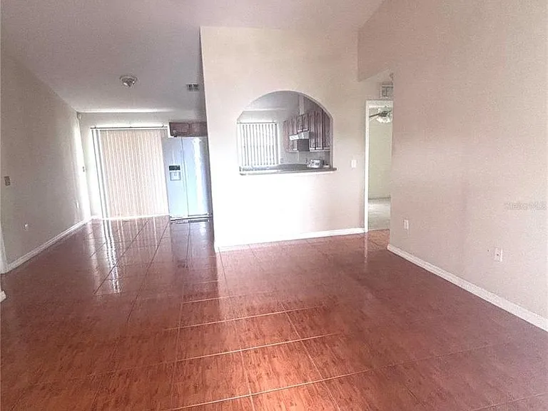 1912 Manatee Dr — Photo 4