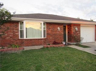 4613 Lake Villa Dr, Metairie, LA 70002