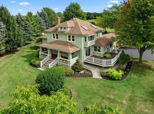 427 Maple Ln N, Burlington, WI 53105