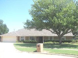 1003 NW Becontree Pl, Lawton, OK 73505
