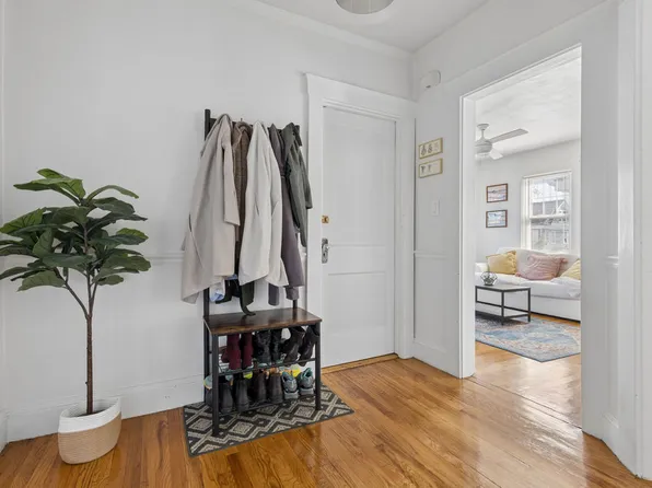 28 Glenrose Rd Floor 2, Dorchester Center, MA 02124