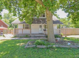 206 Gilbert St, Swansea, IL 62226