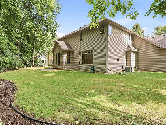 5th image of 59 Brentwood Ln