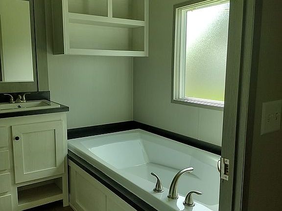 5th image of 2415 Point West Dr #5