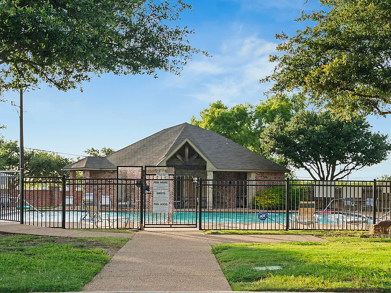5409 Sierra Ridge Dr — Photo 39
