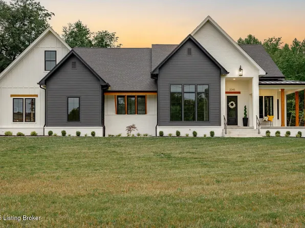 2045 W Rhudes Creek Rd, Elizabethtown, KY 42701