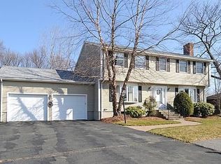17 John Rd, Peabody, MA 01960