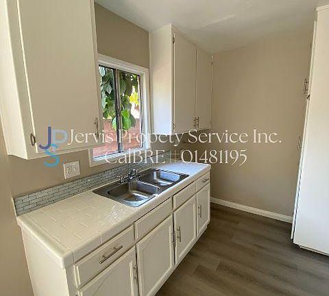 4th image of 6538 Marlow Ave #1/2