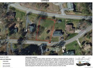 31 Nix Rd, Hendersonville, NC 28792