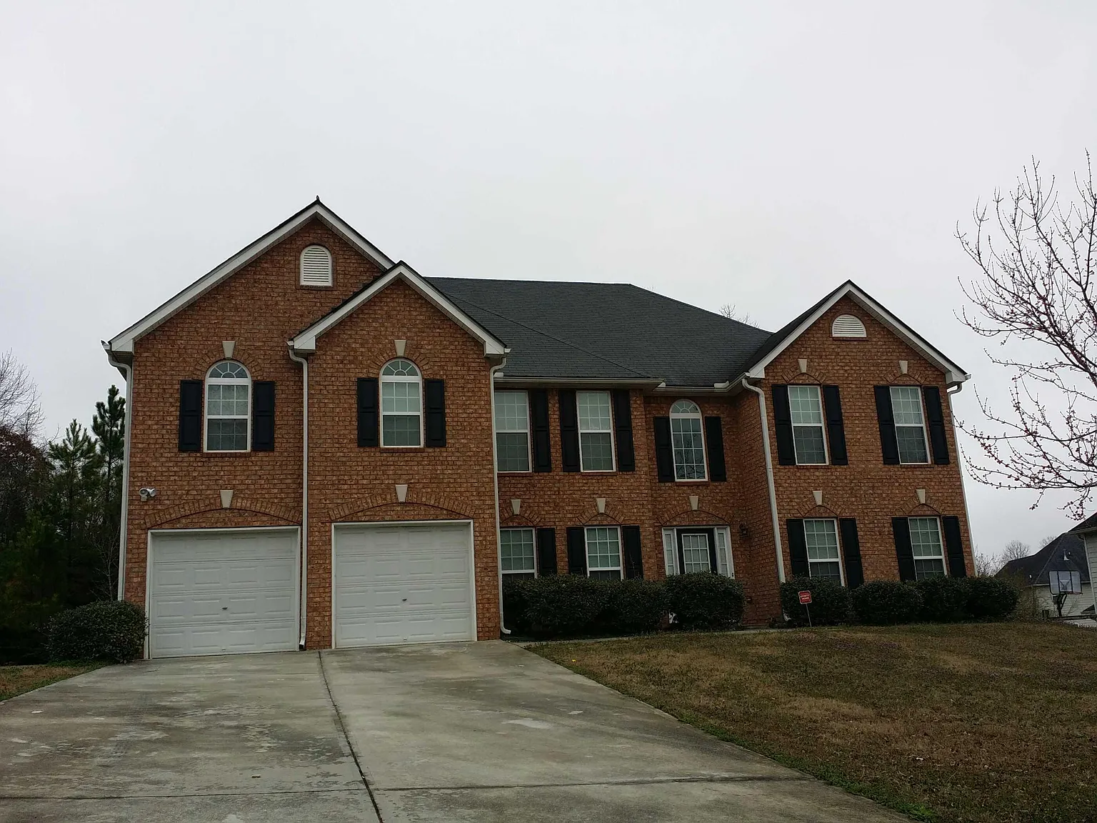 4685 Clarks Creek Ln photo 1