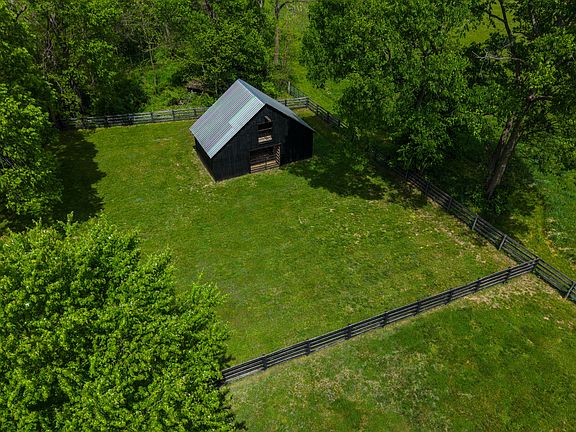 3rd image of 5085 Keene Rd