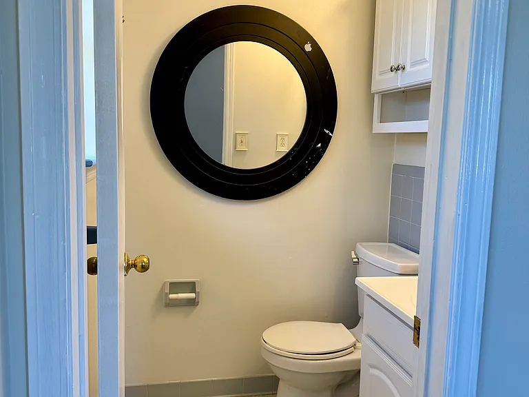 22 Garden Pl — Photo 8