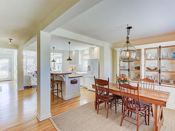 3rd image of 1482 S Saint Paul St