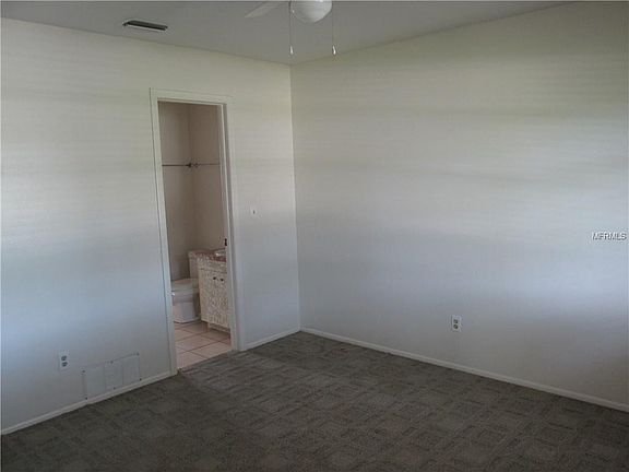 4th image of 10104 Willmington Blvd