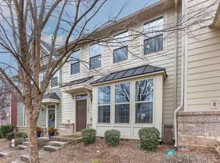 1739 Fleetwood Dr, Charlotte, NC 28208