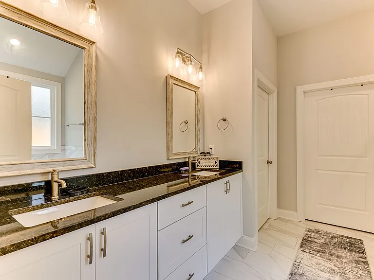 1213 Elbron Dr — Photo 25