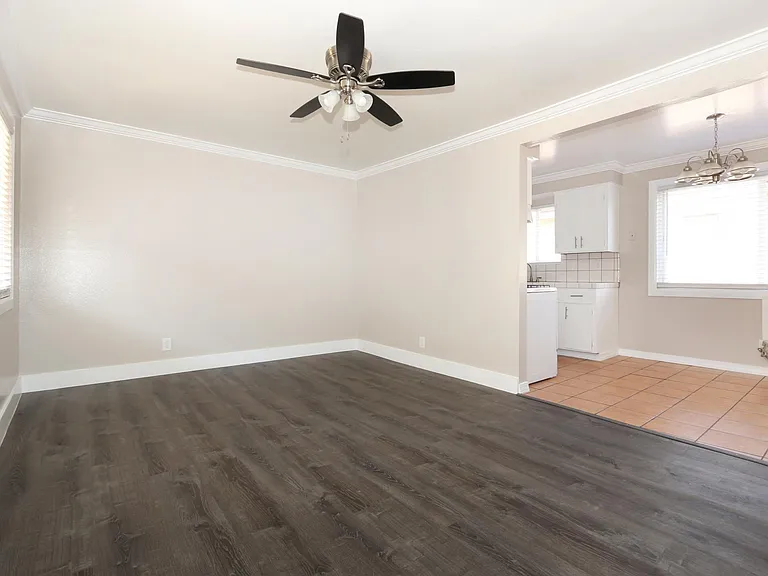 316 N Moore Ave #E — Photo 2