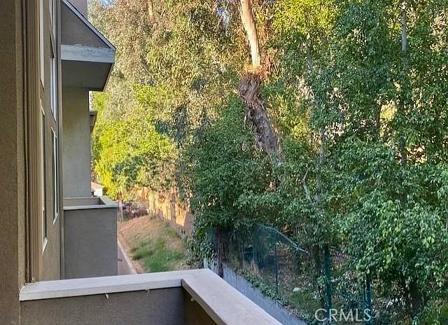 3284 Barham Blvd #304 — Photo 37