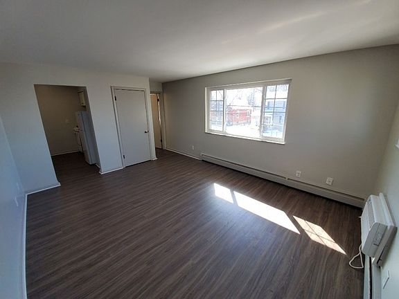 2nd image of 4126 Sibley Ave