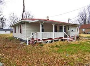 214 McKinley St E, Chaffee, MO 63740