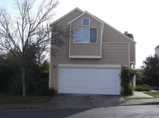 203 Ruby Ln, Vallejo, CA 94590