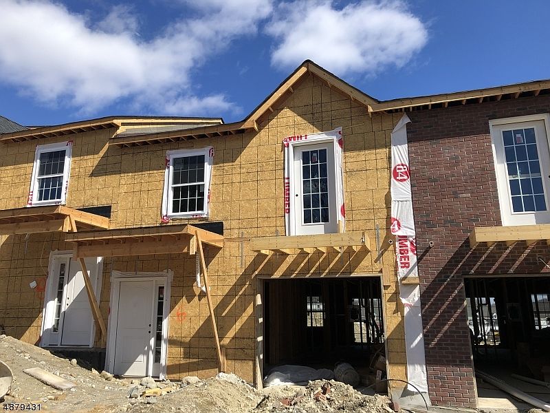 1st image of 8 GREGG CT