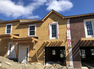 8 Gregg Ct, Newton, NJ 07860
