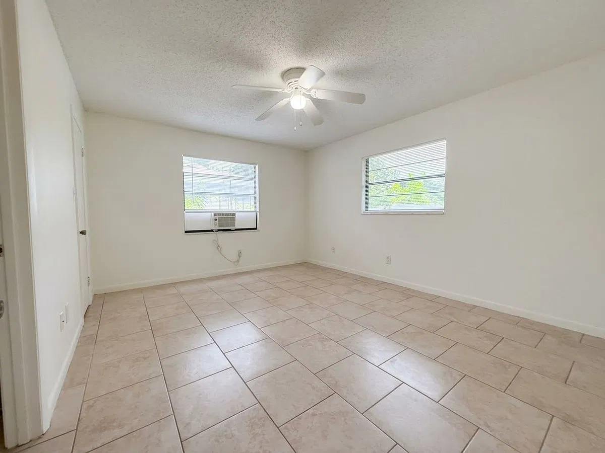 5443 Pinetrail Way — Photo 4