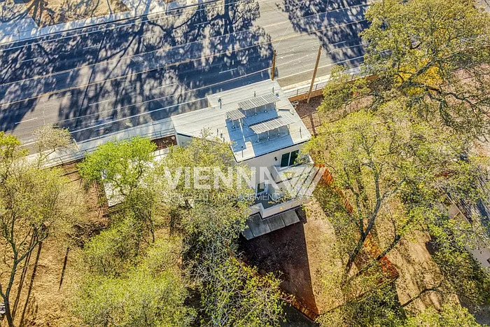 7437 Antelope Rd — Photo 32