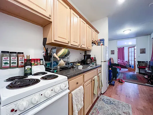 Rented by Compass | media 4