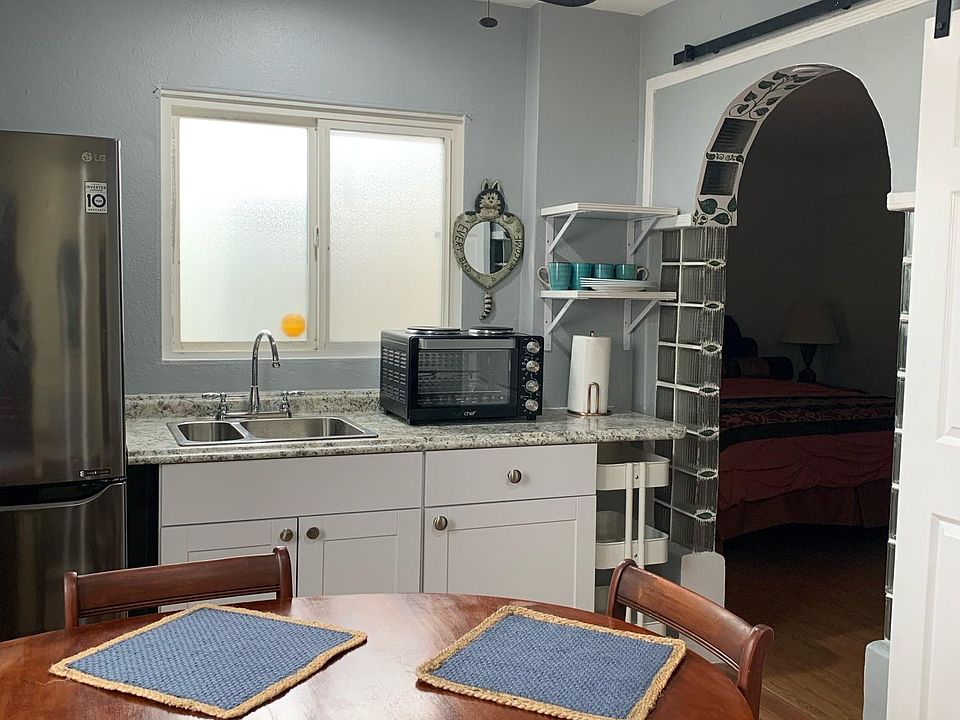 1st image of 225 3rd Ave Suite L