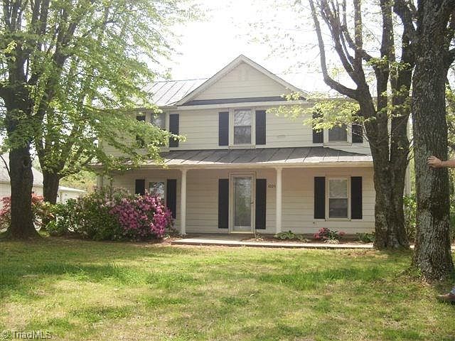 1st image of 1005 Lawsonville Ave