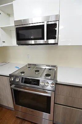 Sold by Web Realty Group Inc | media 5