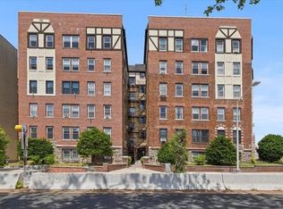 7435 Boulevard E, North Bergen, NJ 07047