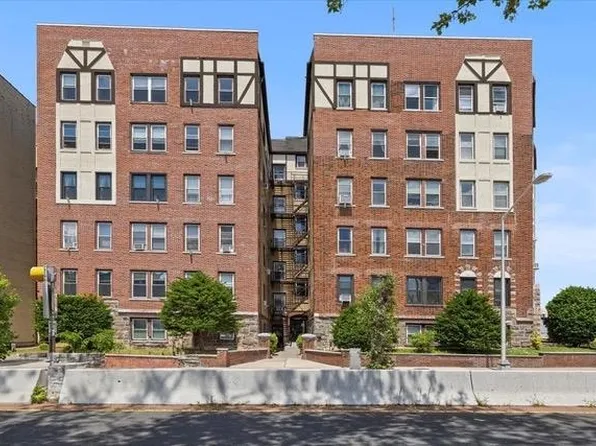 7435 Blvd East image 1 of 11