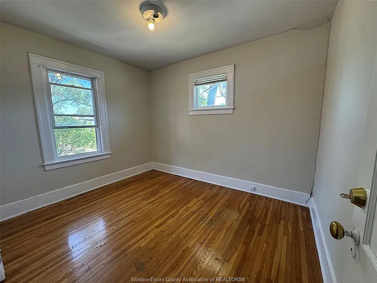 290 Vista Pl #4 — Photo 18