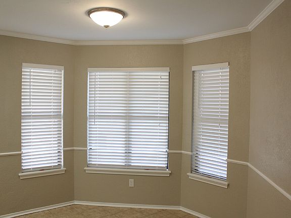 4th image of 9616 Dover Ave