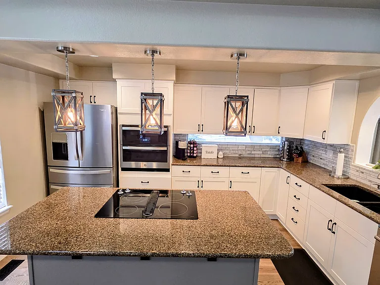 9454 Morning Glory Ln — Photo 8