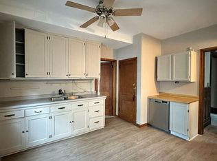 140 Belvidere St W #1, Saint Paul, MN 55118