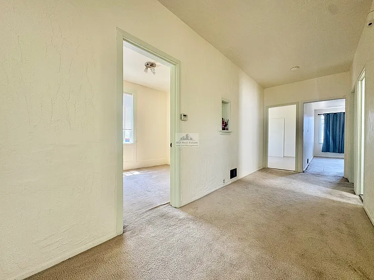 1843 Egbert Ave #UPSTAIRS ONLY — Photo 3